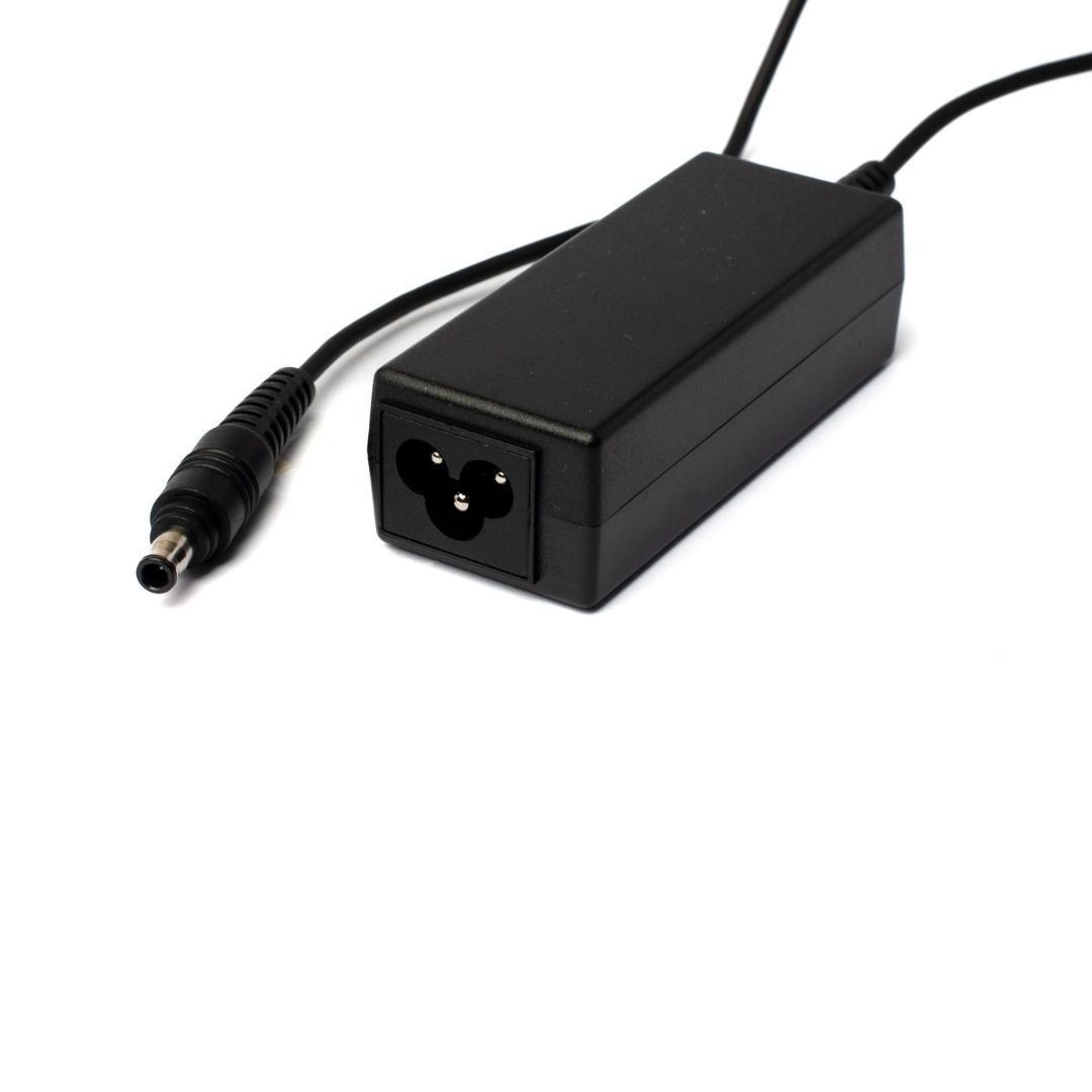 FUENTE P/NOTEB.ALTERNATIVA SA21    