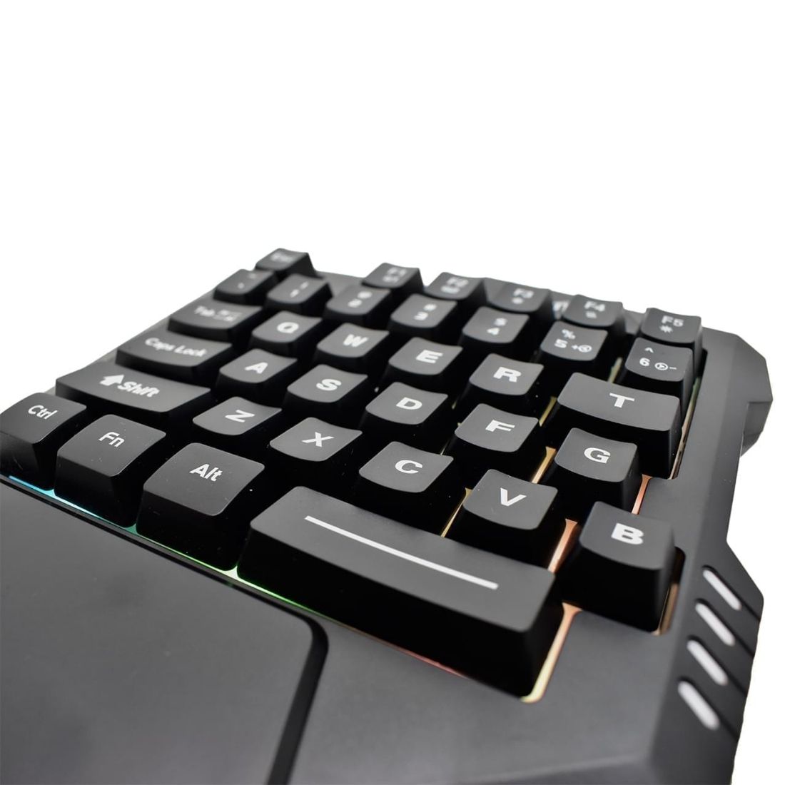 TECLADO GAMER NISUTA NSKBG35 RGB   